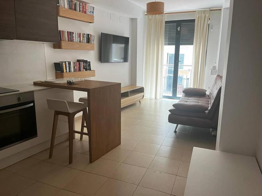Old Town 1 Bedroom Hideaway Аликанте Экстерьер фото
