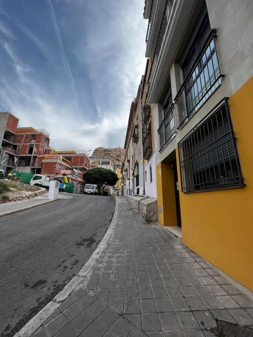 Old Town 1 Bedroom Hideaway Аликанте Экстерьер фото