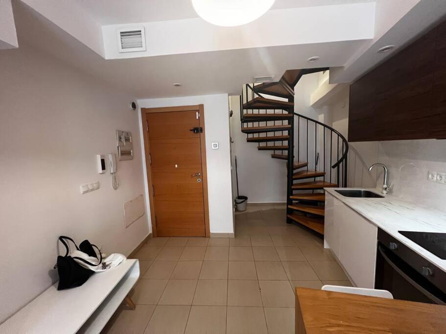 Old Town 1 Bedroom Hideaway Аликанте Экстерьер фото